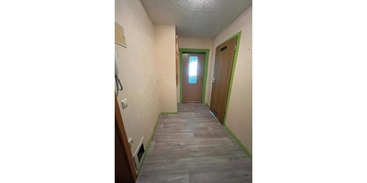 Dachgeschoßwohnung Aue-Bad Schlema Bad Schlema - 2 Zimmer, 46 m&sup2;, 210&euro; | Angebot:26688585