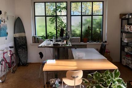 Büroplätze (1-2) in Künstlerhaus in Bochum nähe Stadion ab Feb zimmer