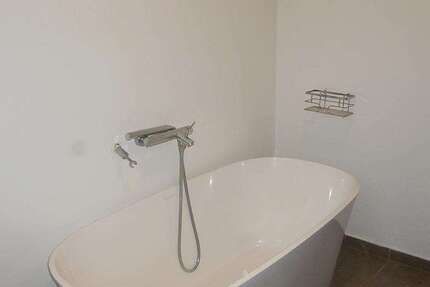 Wohnung Baden-Baden-Innenstadt Innenstadt - 3.5 Zimmer, 95 m&sup2;, 1.400&euro; | Angebot:26072462