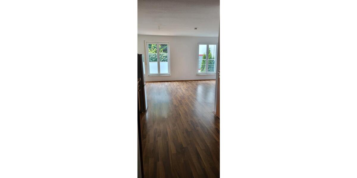 Etagenwohnung Trossingen - 1 Zimmer, 34 m&sup2;, 480&euro; | Angebot:26681894