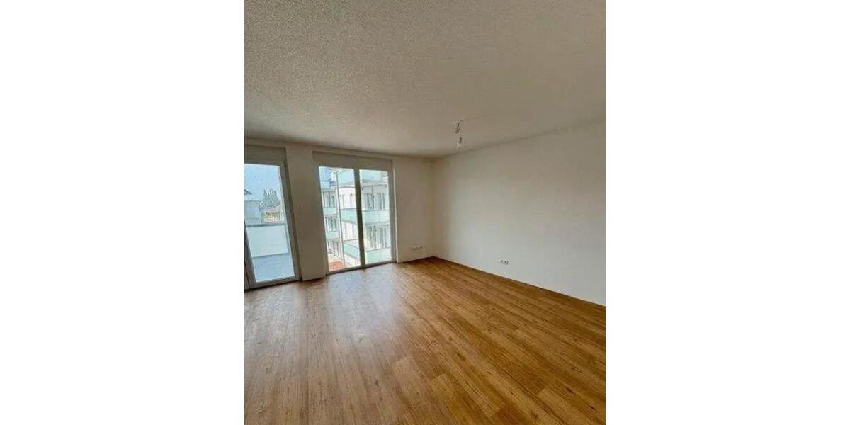 Etagenwohnung Lahr (Schwarzwald) - 4 Zimmer, 98 m&sup2;, 1.280&euro; | Angebot:26491822