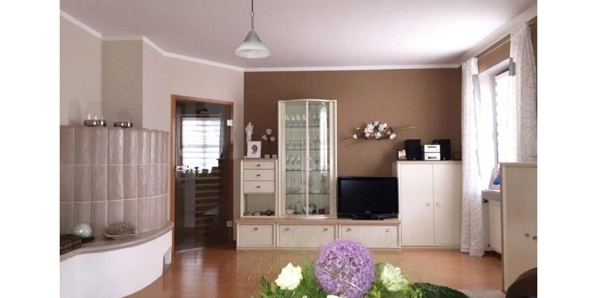 Erdgeschoßwohnung Schrobenhausen - 4 Zimmer, 119 m&sup2;, 1.300&euro; | Angebot:24658272