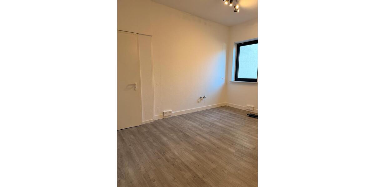 Sofort verfügbare Erdgeschosswohnung in Sulzfeld 2 zimmer