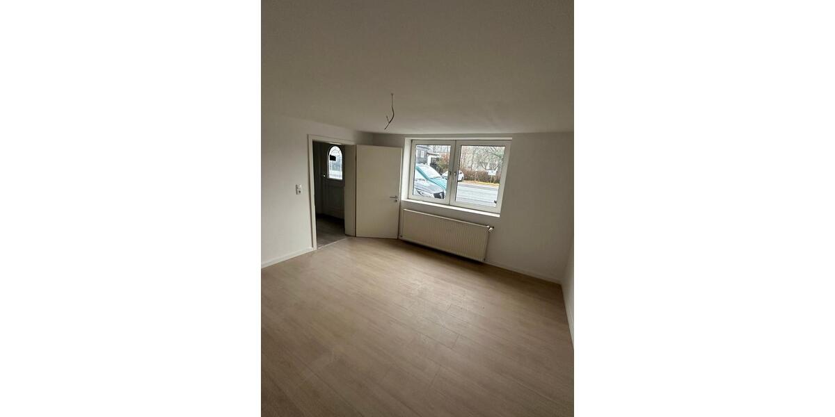 Erdgeschoßwohnung Kreuztal - 2.5 Zimmer, 80 m&sup2;, 800&euro; | Angebot:24327647