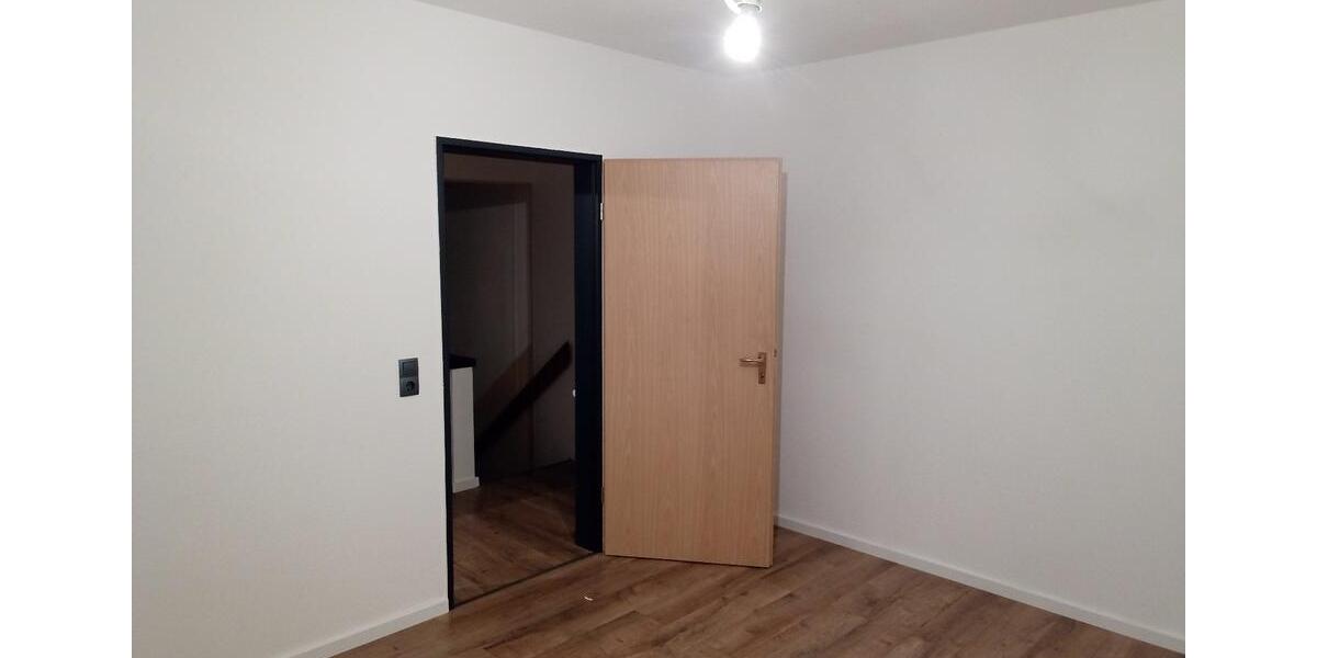 Erdgeschoßwohnung Zwiesel - 2 Zimmer, 56 m&sup2;, 480&euro; | Angebot:25993373
