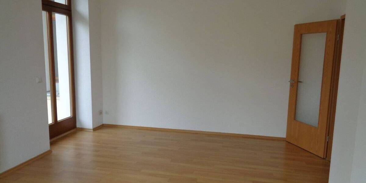 Etagenwohnung Plauen Westend - 3 Zimmer, 81 m&sup2;, 535&euro; | Angebot:26740399