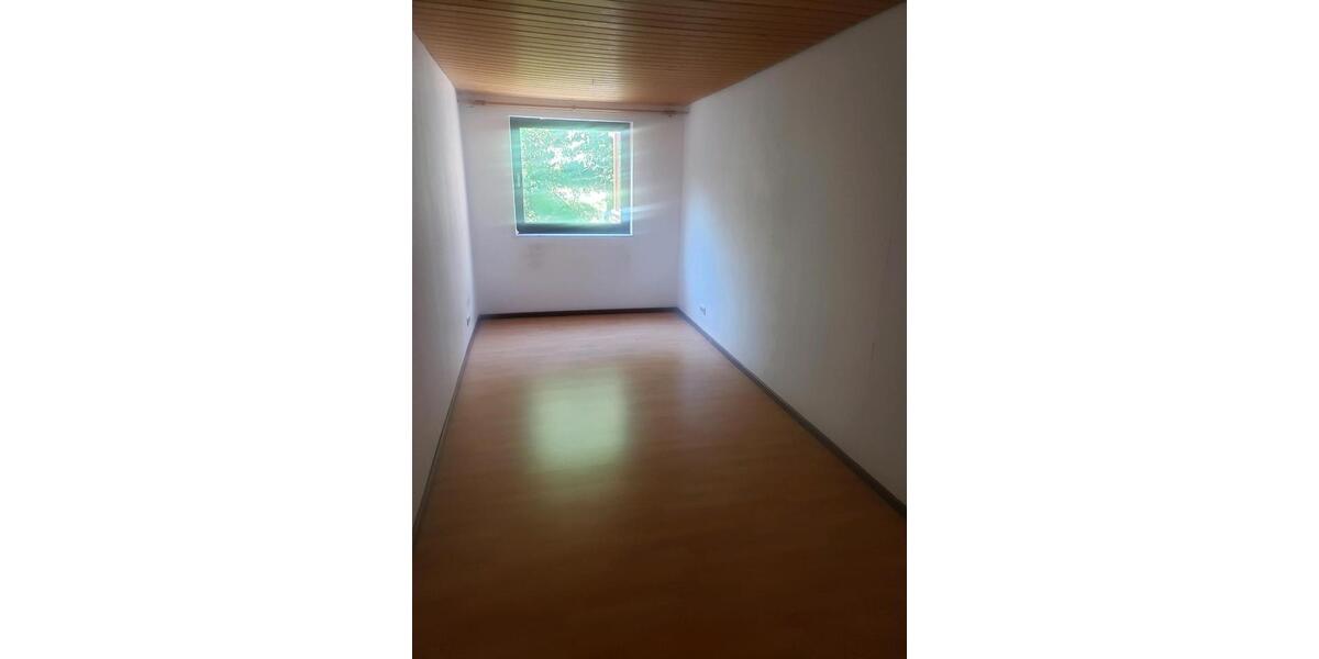 Dachgeschoßwohnung Rheinbach - 3 Zimmer, 97 m&sup2;, 850&euro; | Angebot:26110153