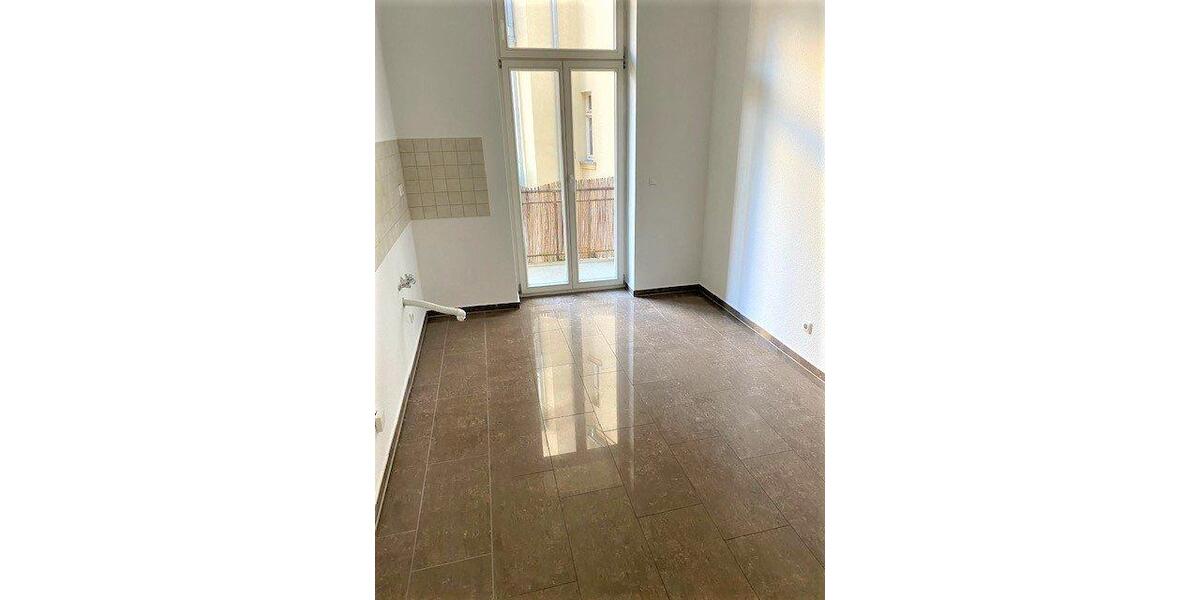 Dachgeschoßwohnung Magdeburg Leipziger Straße - 2 Zimmer, 76 m&sup2;, 499&euro; | Angebot:26003366