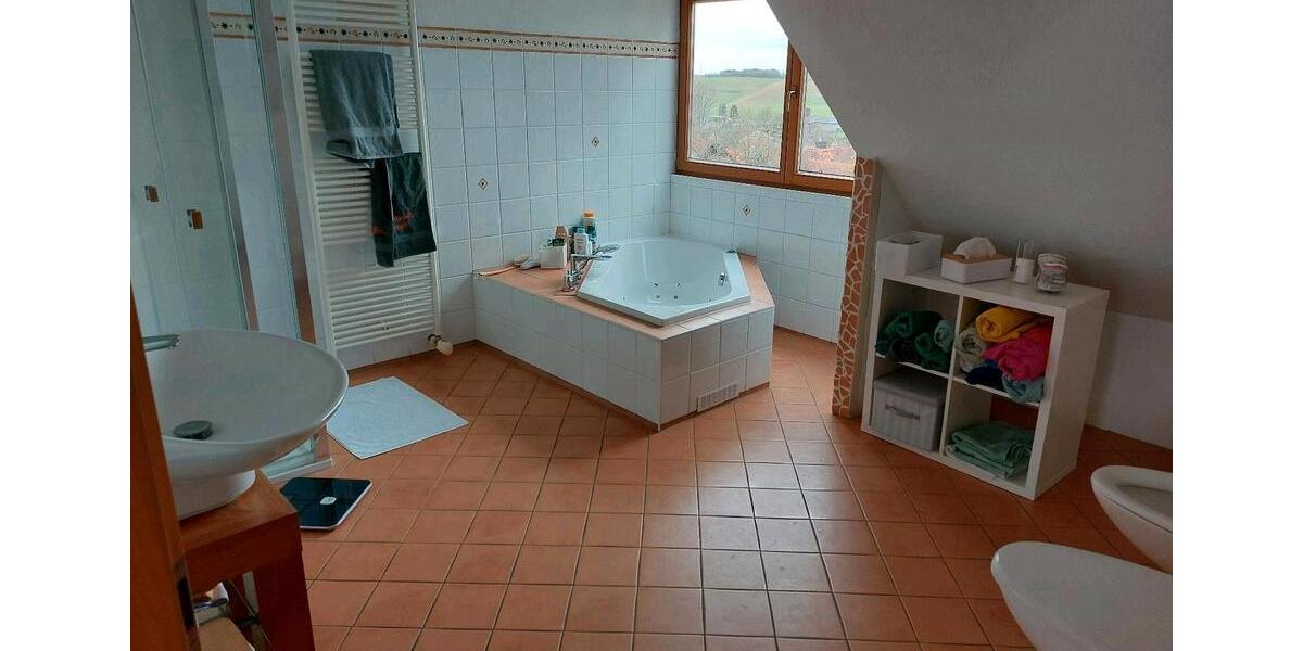 Einfamilienhaus Remlingen - 6 Zimmer, 210 m&sup2;, 1.690&euro; | Angebot:25948194