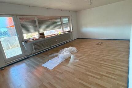 Schöne helle Wohnung 3 zimmer