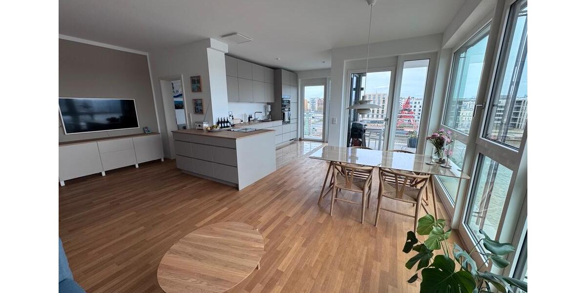 Dachgeschoßwohnung Bremerhaven Mitte - 3 Zimmer, 89 m&sup2;, 1.600&euro; | Angebot:25979675