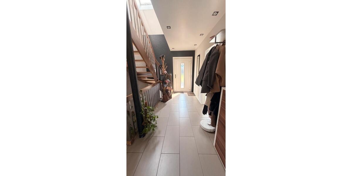 Doppelhaushälfte Bad Neustadt an der Saale - 5 Zimmer, 147 m&sup2;, 1.995&euro; | Angebot:26252325