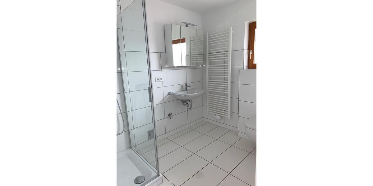 Etagenwohnung Neuenstein - 2 Zimmer, 71 m&sup2;, 950&euro; | Angebot:25551110