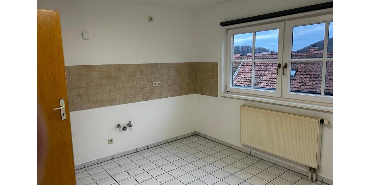 Dachgeschoßwohnung Südeichsfeld - 3 Zimmer, 75 m&sup2;, 500&euro; | Angebot:25432785