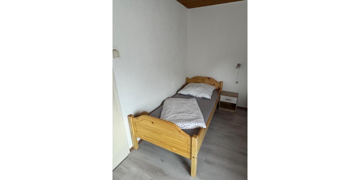 Wohnen auf Zeit Göppingen - 1 Zimmer, 16 m&sup2;, 550&euro; | Angebot:24951567