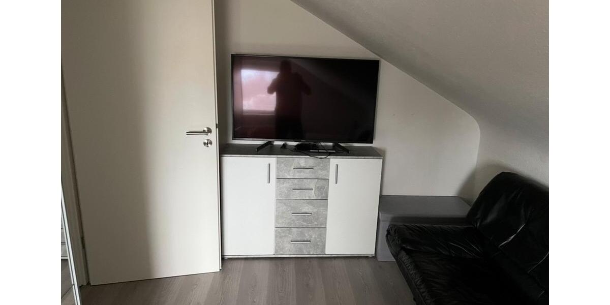 Dachgeschoßwohnung Kirchheim unter Teck - 2 Zimmer, 46 m&sup2;, 850&euro; | Angebot:26592005