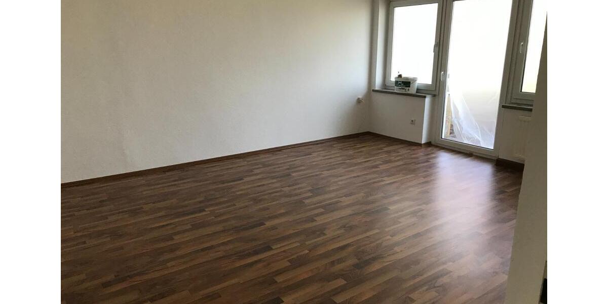 Etagenwohnung Großröhrsdorf - 3 Zimmer, 65 m&sup2;, 520&euro; | Angebot:25882707