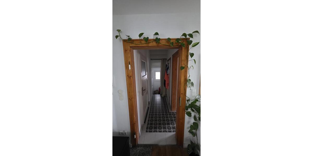 Erdgeschoßwohnung Gaggenau - 2.5 Zimmer, 81 m&sup2;, 1.080&euro; | Angebot:25234597