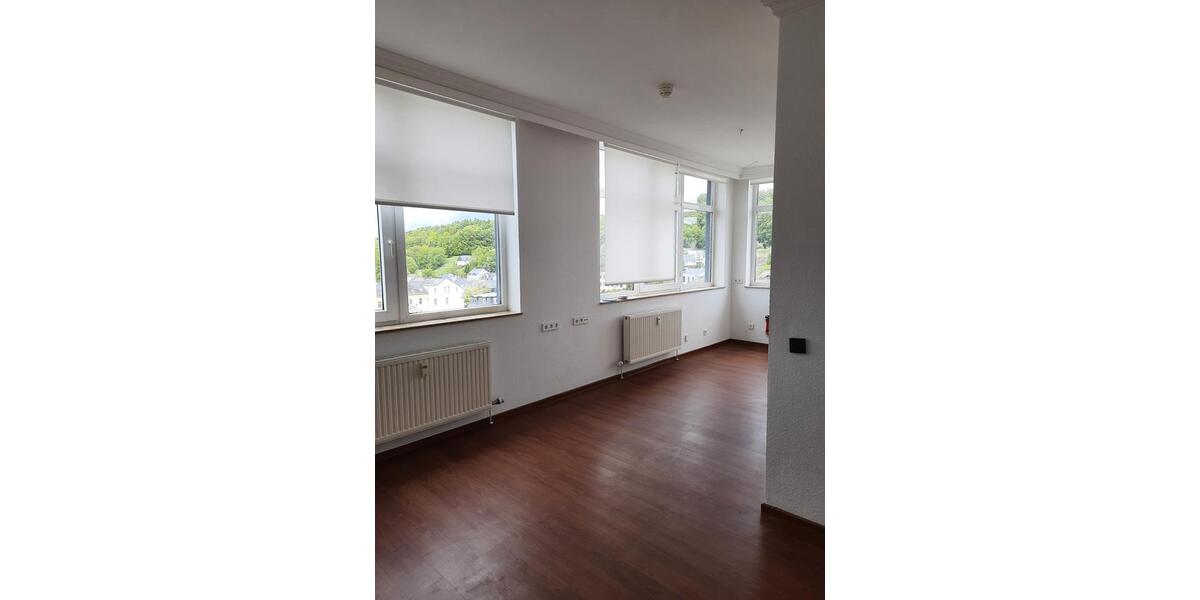 Etagenwohnung Lichtenstein (Sachsen) - 1 Zimmer, 33 m&sup2;, 299&euro; | Angebot:26585521