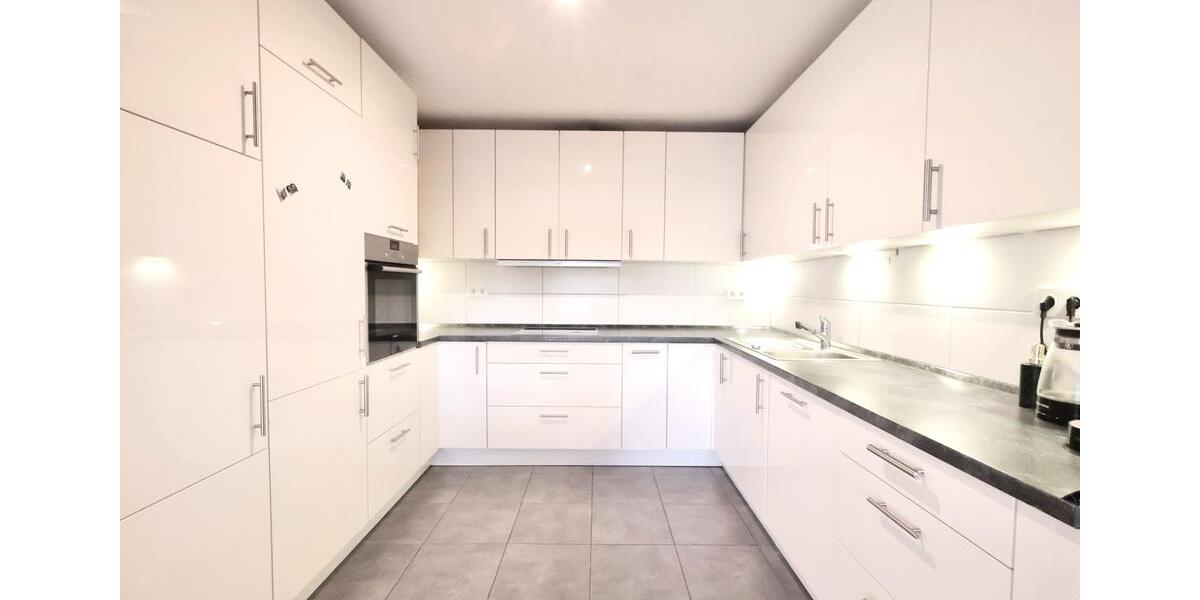 Etagenwohnung Germering - 3 Zimmer, 112 m&sup2;, 2.100&euro; | Angebot:24535987