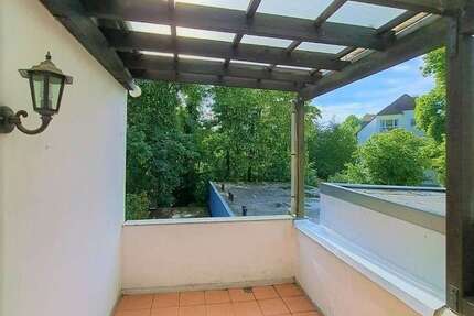 Wohnung Solingen Mitte - 2.5 Zimmer, 77 m&sup2;, 549&euro; | Angebot:27071971