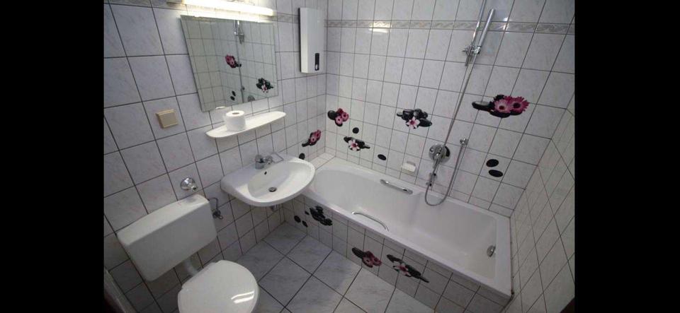 Kerpen-Horrem: EG, 2 Zimmer, riesige Terrasse 2 zimmer