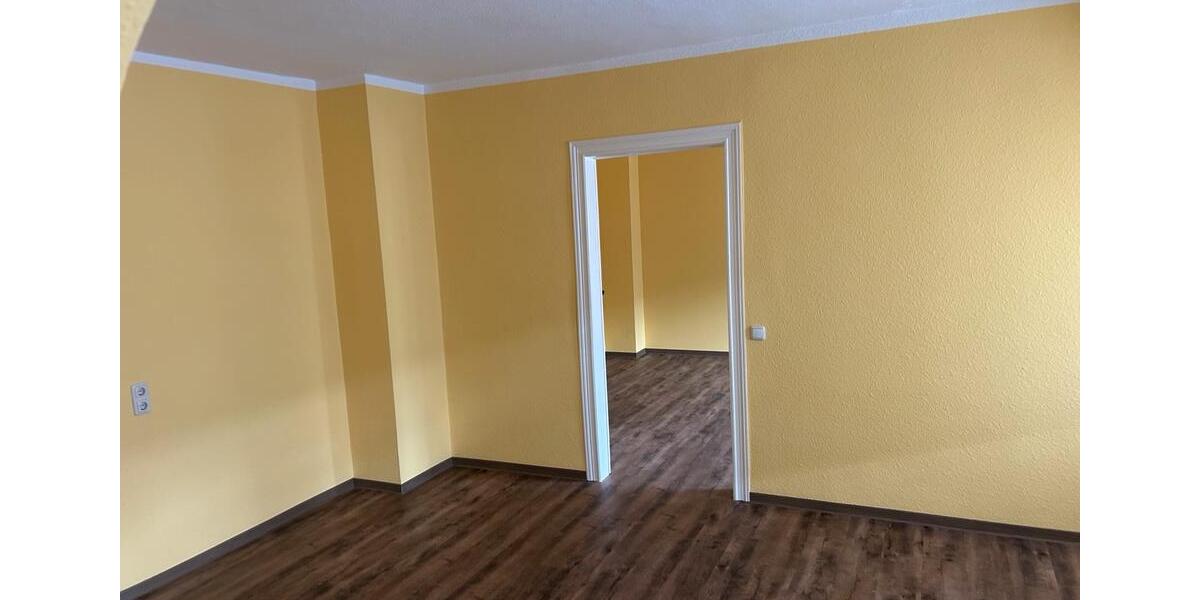 Dachgeschoßwohnung Bischofswerda - 2 Zimmer, 82 m&sup2;, 677&euro; | Angebot:26662714