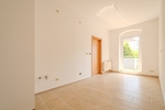 NEUES WANNEN-DUSCHBAD MIT FENSTER – SCHÖNER BALKON – RUHIG & ZENTRAL GELEGEN