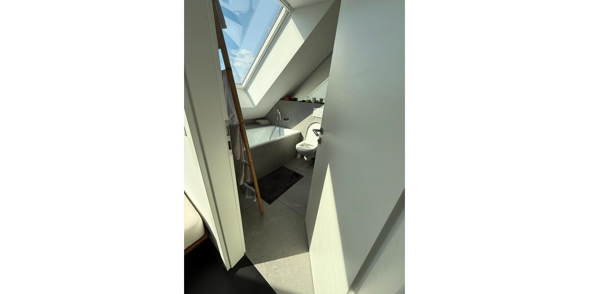 Wohnen auf Zeit Köln Rodenkirchen - 1 Zimmer, 150 m&sup2;, 1.900&euro; | Angebot:25748188