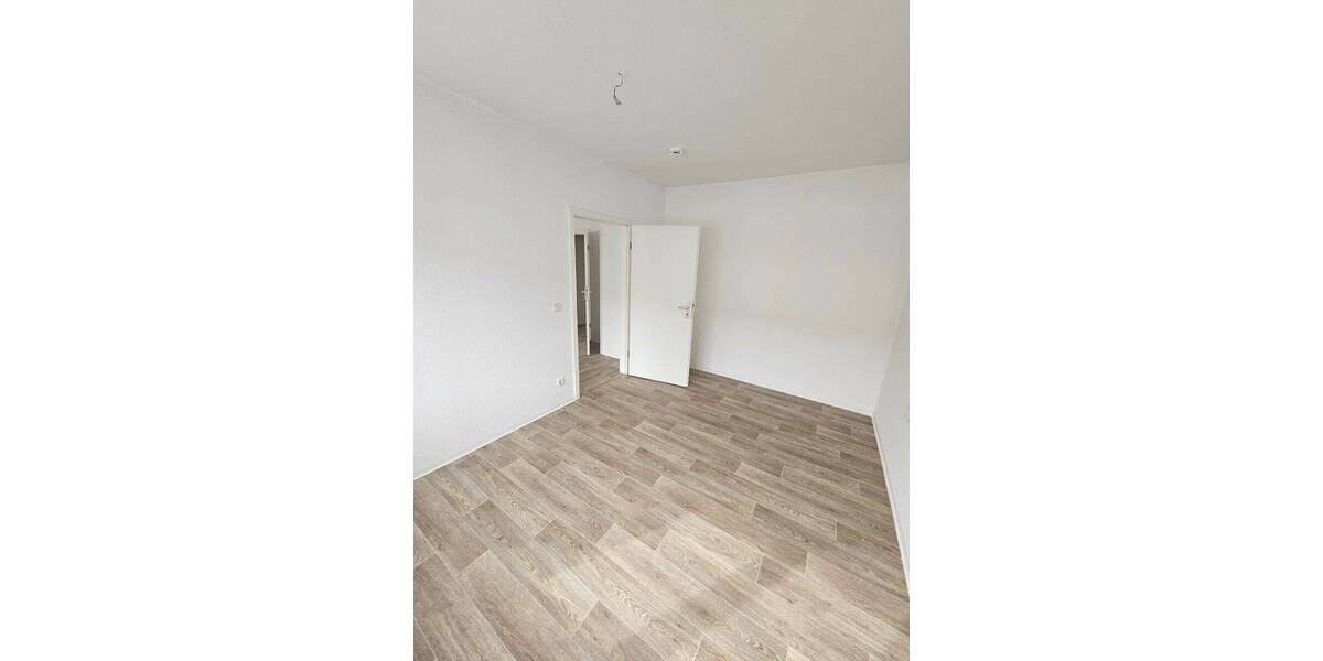Etagenwohnung Altenburg Südost - 2 Zimmer, 50 m&sup2;, 305&euro; | Angebot:26786953