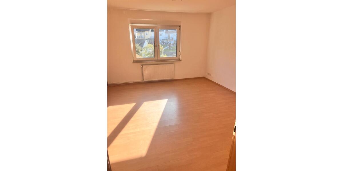 Etagenwohnung Gummersbach - 3 Zimmer, 61 m&sup2;, 700&euro; | Angebot:24838024