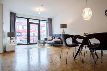 Zimmer Berlin Friedrichshain-Kreuzberg - 2 Zimmer, 1.900&euro; | Angebot:26759118