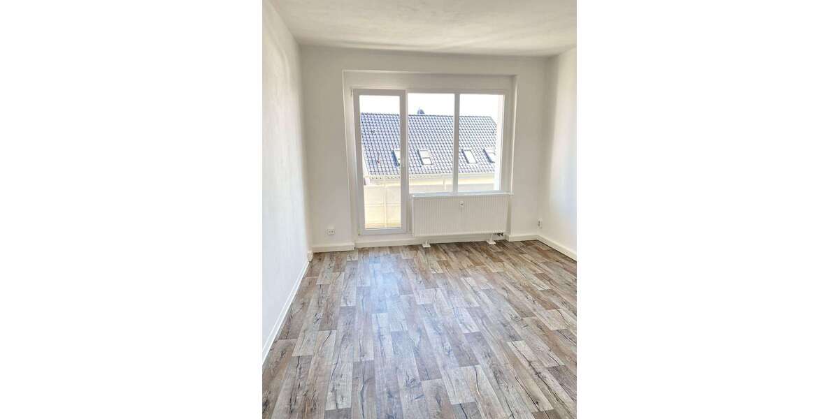 Etagenwohnung Jessen (Elster) - 4 Zimmer, 75 m&sup2;, 525&euro; | Angebot:26189410