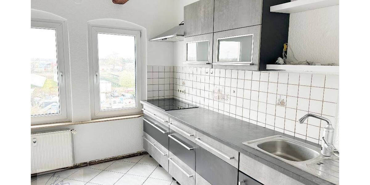 Etagenwohnung Riesa Gröba - 6 Zimmer, 127 m&sup2;, 950&euro; | Angebot:26556321