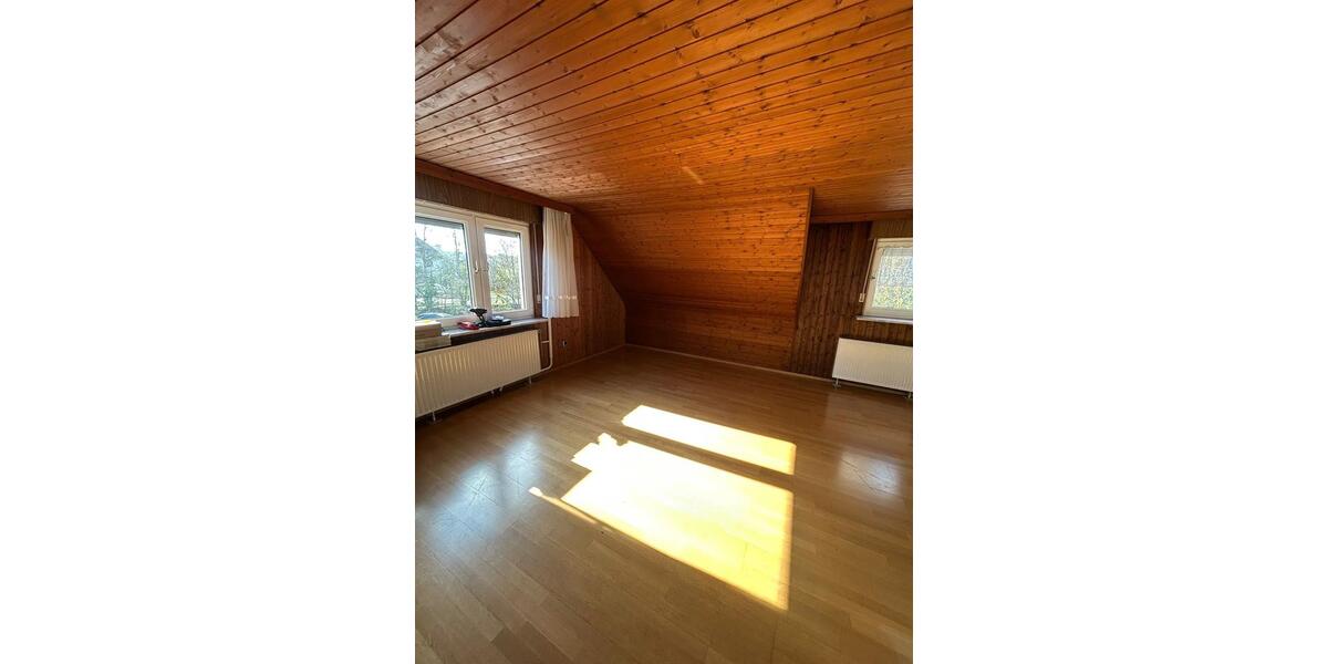 Etagenwohnung Mainz Lerchenberg - 3 Zimmer, 86 m&sup2;, 1.350&euro; | Angebot:26041410