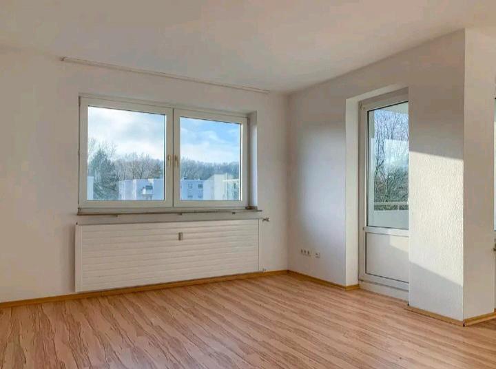 in 45309 ESSEN, 2,5 Zimmer Wohnung mit Balkon zu Vermieten 2 zimmer