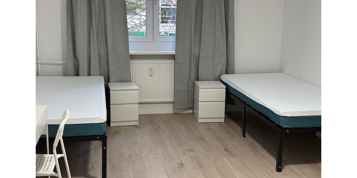 Wohnen auf Zeit Berlin Hellersdorf - 4 Zimmer, 82 m&sup2;, 425&euro; | Angebot:26026148