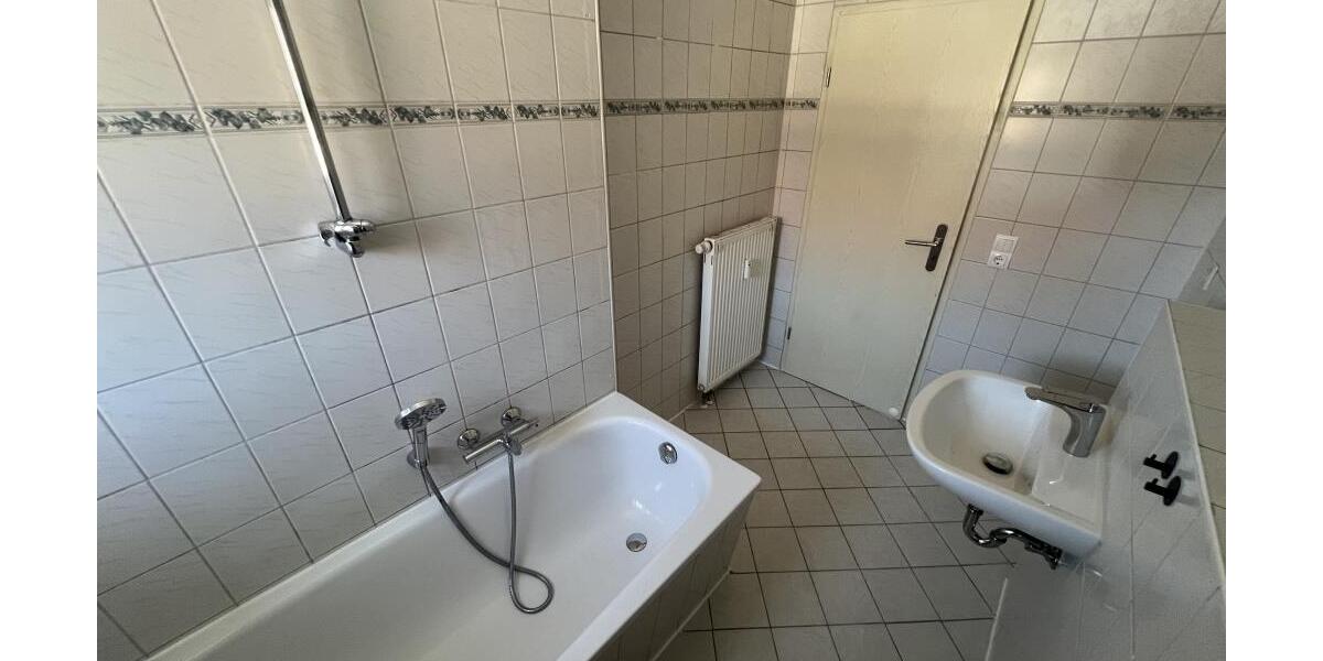 Wintergarten und Balkon! Schöne 3-Raum Wohnung in Gera Debschwitz - Etagenwohnung Gera Debschwitz | Angebot:26744942