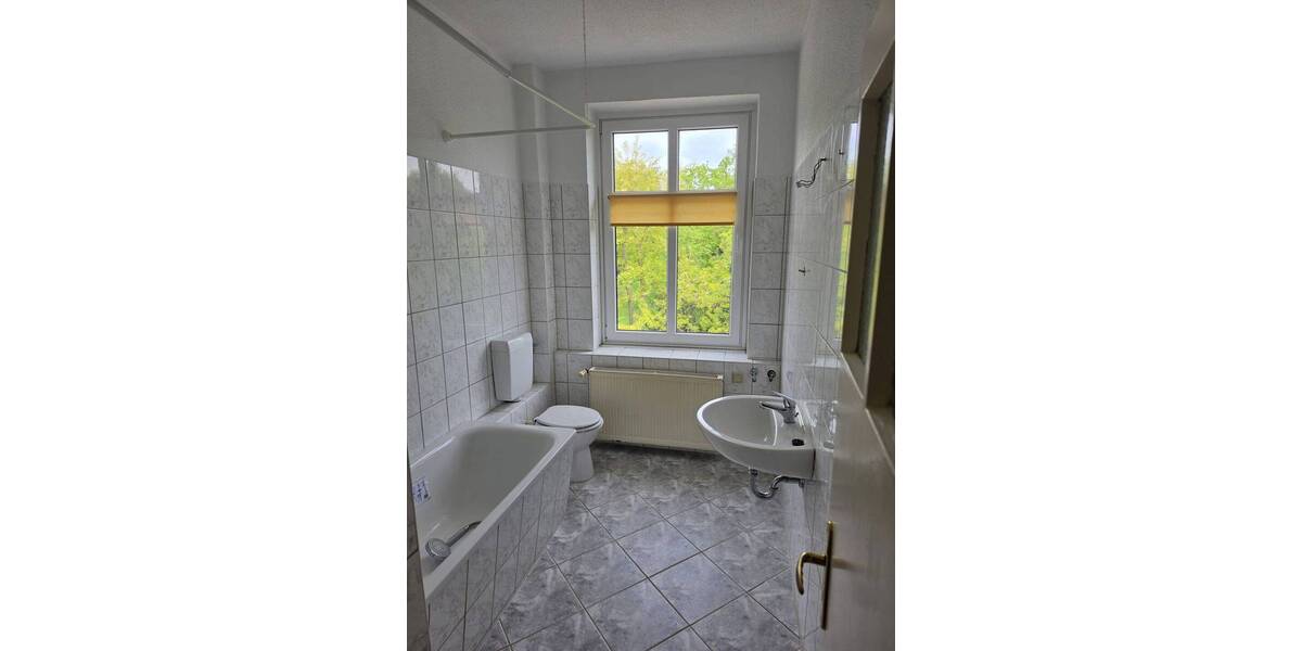 Etagenwohnung Frankfurt (Oder) Frankfurt - 3 Zimmer, 85 m&sup2;, 600&euro; | Angebot:26657029