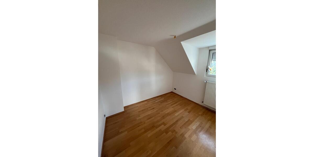 Etagenwohnung Bad Neuenahr-Ahrweiler Ahrweiler - 4 Zimmer, 90 m&sup2;, 980&euro; | Angebot:25922117