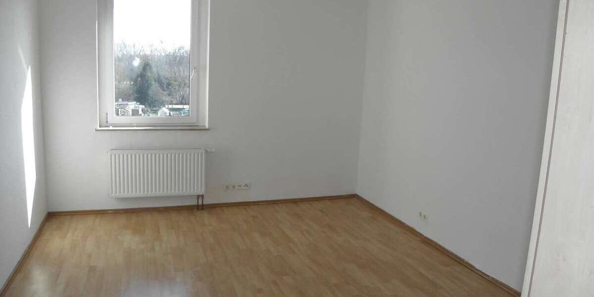 Etagenwohnung Magdeburg Lemsdorf - 2 Zimmer, 60 m&sup2;, 340&euro; | Angebot:26217112