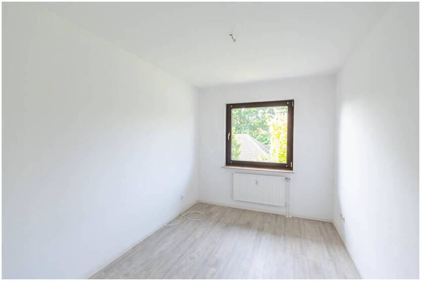 Familienfreundliche Etagenwohnung mit Balkon & Tiefgarage - 115 m² zum Wohlfühlen
