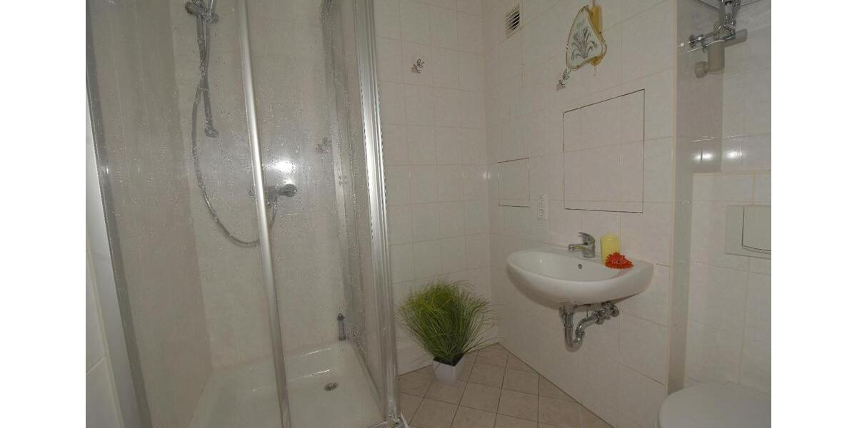 Etagenwohnung Hohenstein-Ernstthal Ernstthal - 1 Zimmer, 30 m&sup2;, 174&euro; | Angebot:24256797