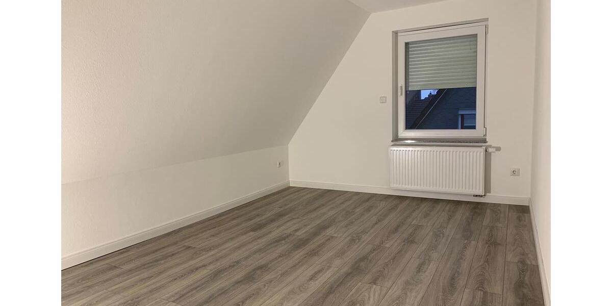 Etagenwohnung Geesthacht - 3 Zimmer, 65 m&sup2;, 1.200&euro; | Angebot:26638897