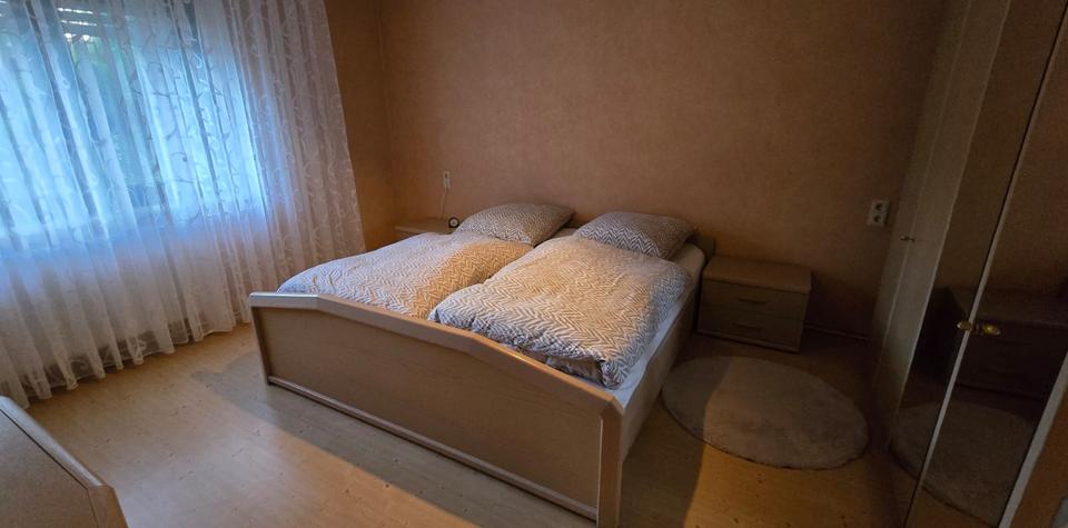 Terrassenwohnung Tettau - 3 Zimmer, 90 m&sup2;, 99&euro; | Angebot:26682602