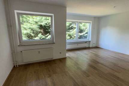 Wohnung Oldenburg - 3 Zimmer, 74 m&sup2;, 600&euro; | Angebot:27518394