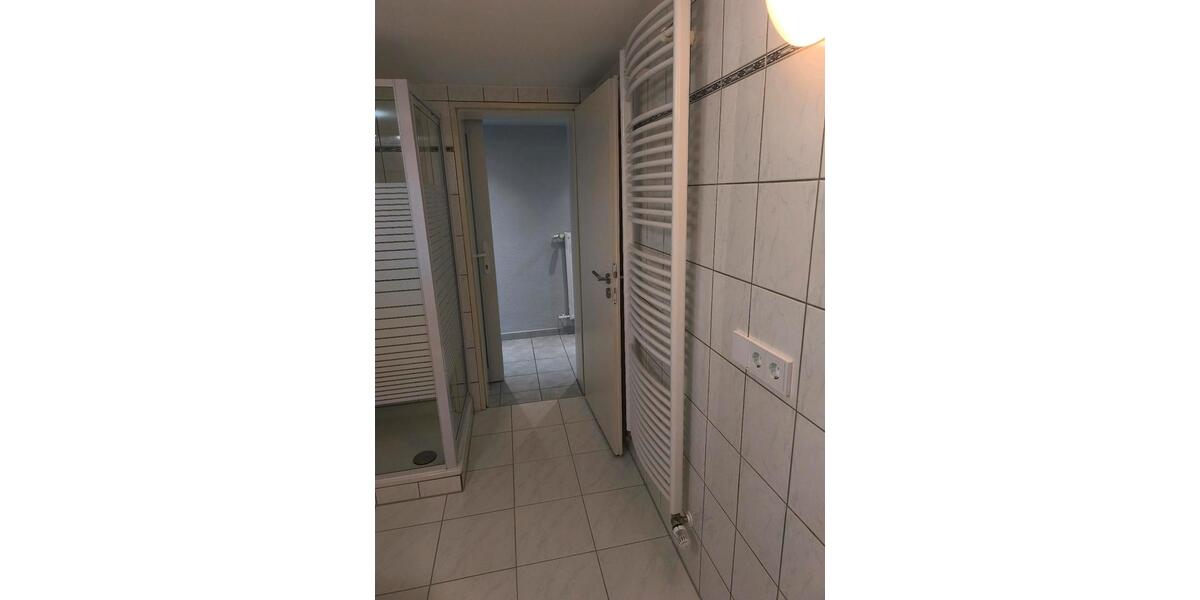 Erdgeschoßwohnung Troisdorf - 3 Zimmer, 63 m&sup2;, 750&euro; | Angebot:25602111