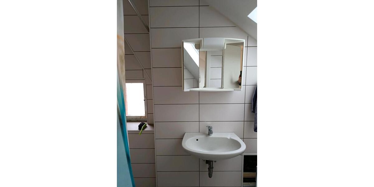 Dachgeschoßwohnung Feilbingert - 1 Zimmer, 62 m&sup2;, 600&euro; | Angebot:26193304