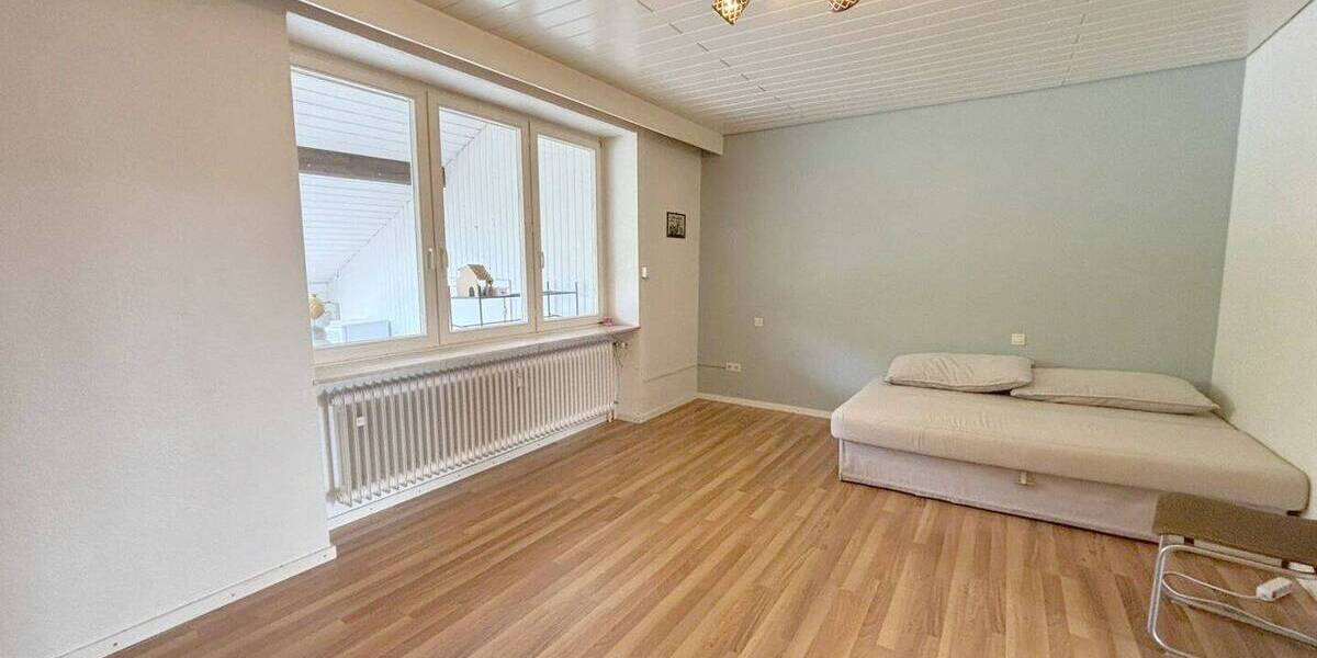 Reihenendhaus Wawern - 6 Zimmer, 160 m&sup2;, 1.180&euro; | Angebot:26713048