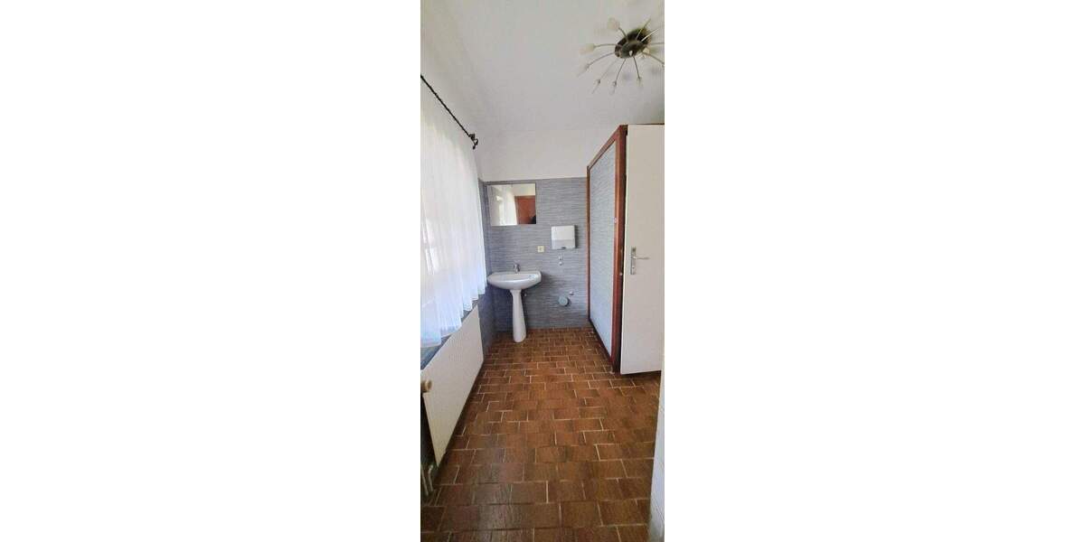 Gewerbeobjekt Sauensiek - 2 Zimmer, 110 m&sup2;, 1.500&euro; | Angebot:26064160